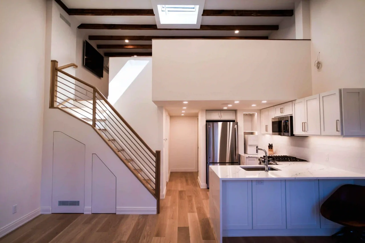 full-kitchen-room-set-up